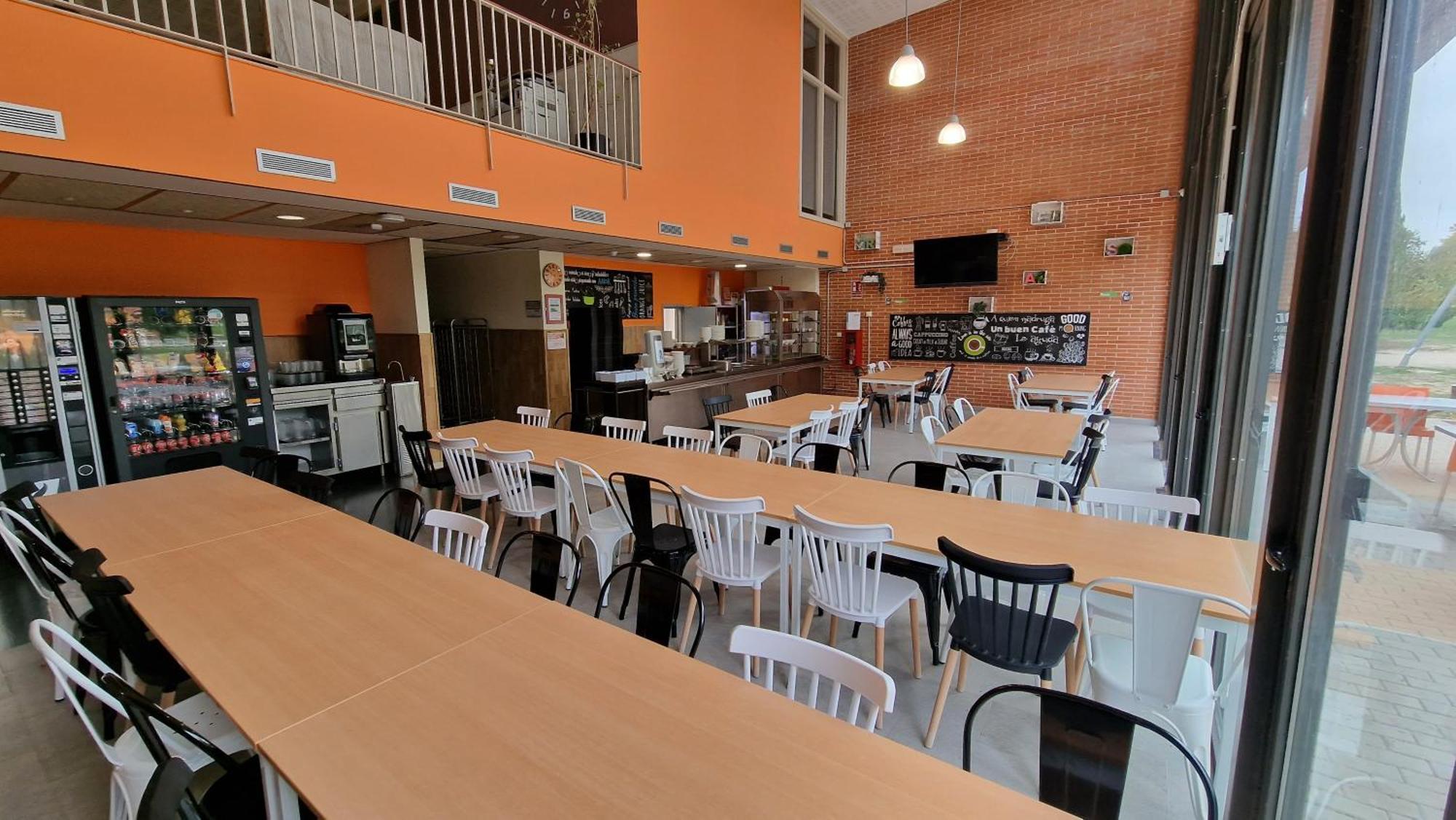 Residencia Universitaria Resa Giner De Los Rios Alcalá de Henares Esterno foto