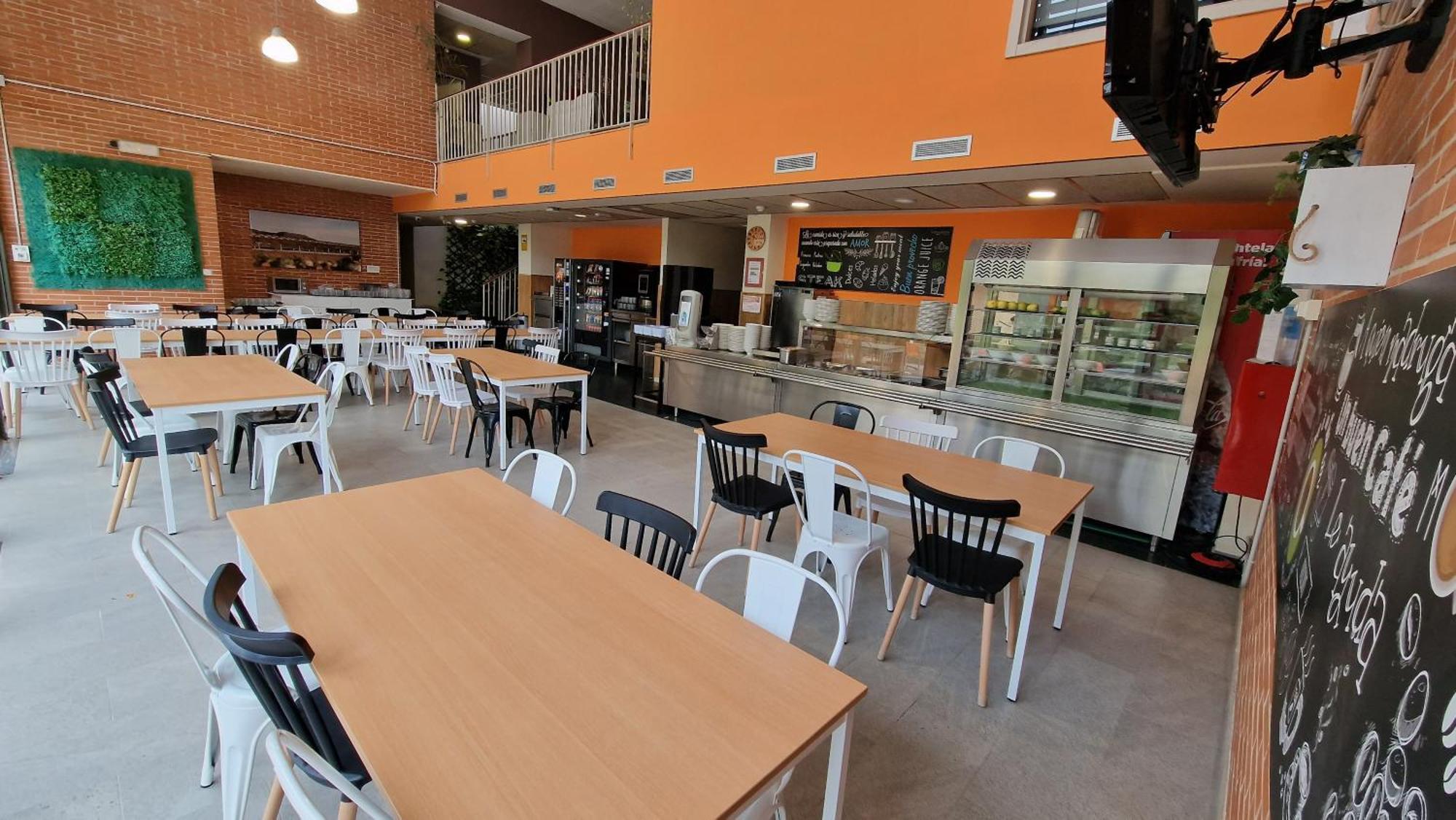 Residencia Universitaria Resa Giner De Los Rios Alcalá de Henares Esterno foto